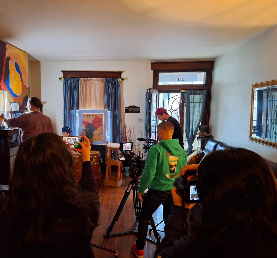 Photographer: Ian Schneider Photographer: Ian Schneider