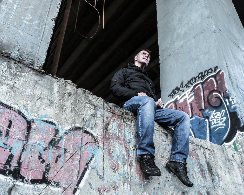 I believe in good people. Help Photographer I believe in good people. Help Photographer