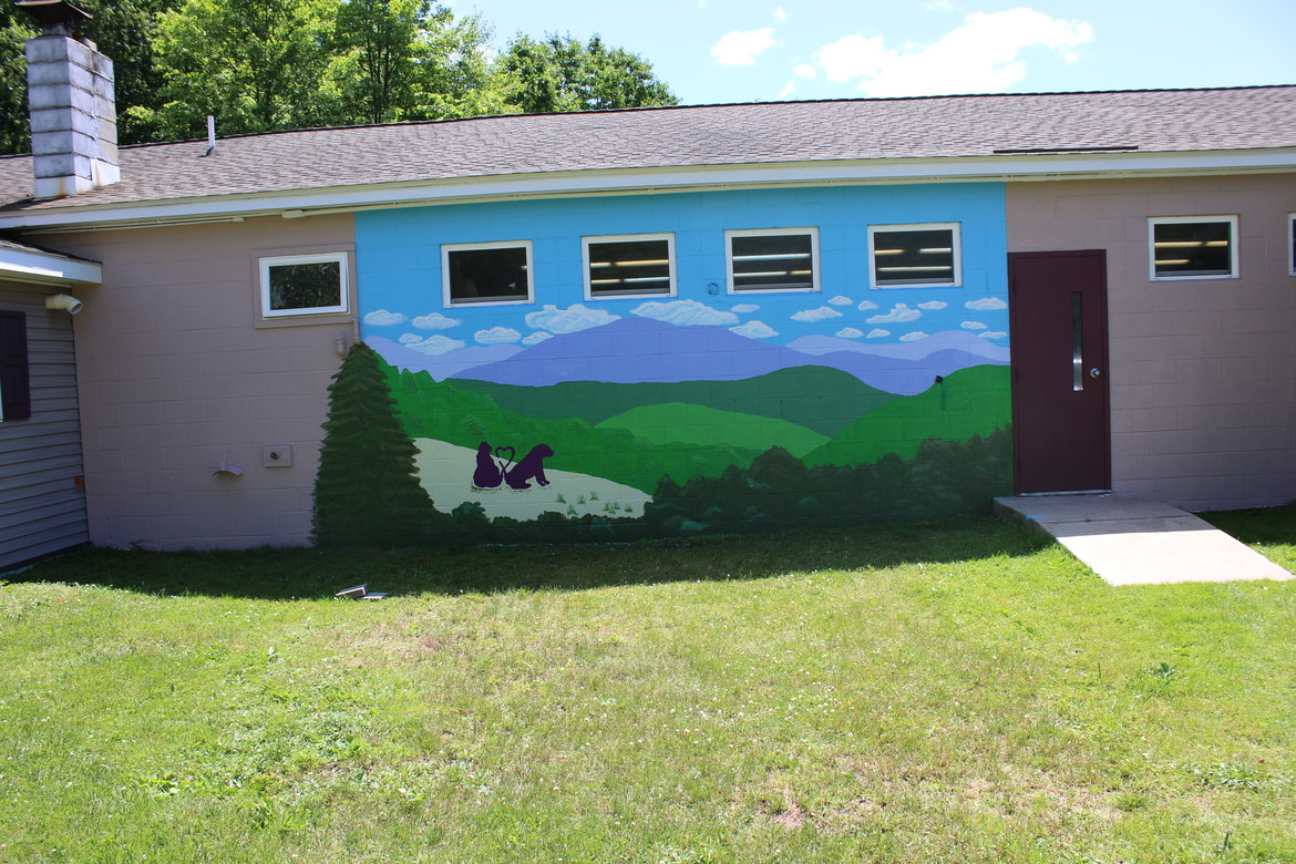 The building was painted by the Beautification Team last year. Thank you for your support! The building was painted by the Beautification Team last year. Thank you for your support!