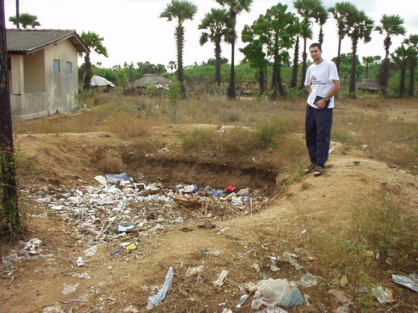 Hospital waste pit in Sri Lanka