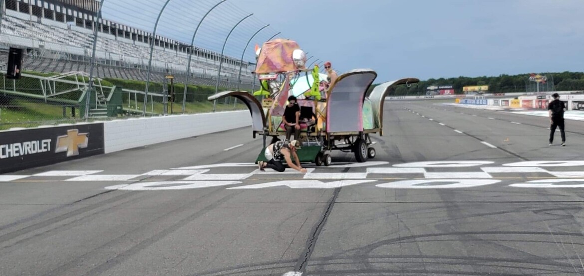 SIMON THE TURTLE at ELEMENTS Festival SIMON THE TURTLE at ELEMENTS Festival