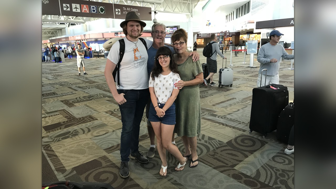 Help My Mom Kick Cancer! by Amelia Myers