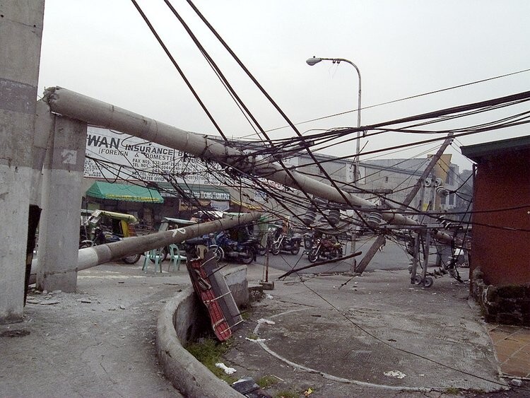 A downed power line in Manila, the capital of the Philippines, caused by the Typhoon. Image courtesy Flickr: Renato Apilado
