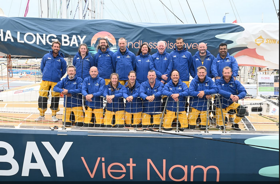 HA LONG BAY TEAM