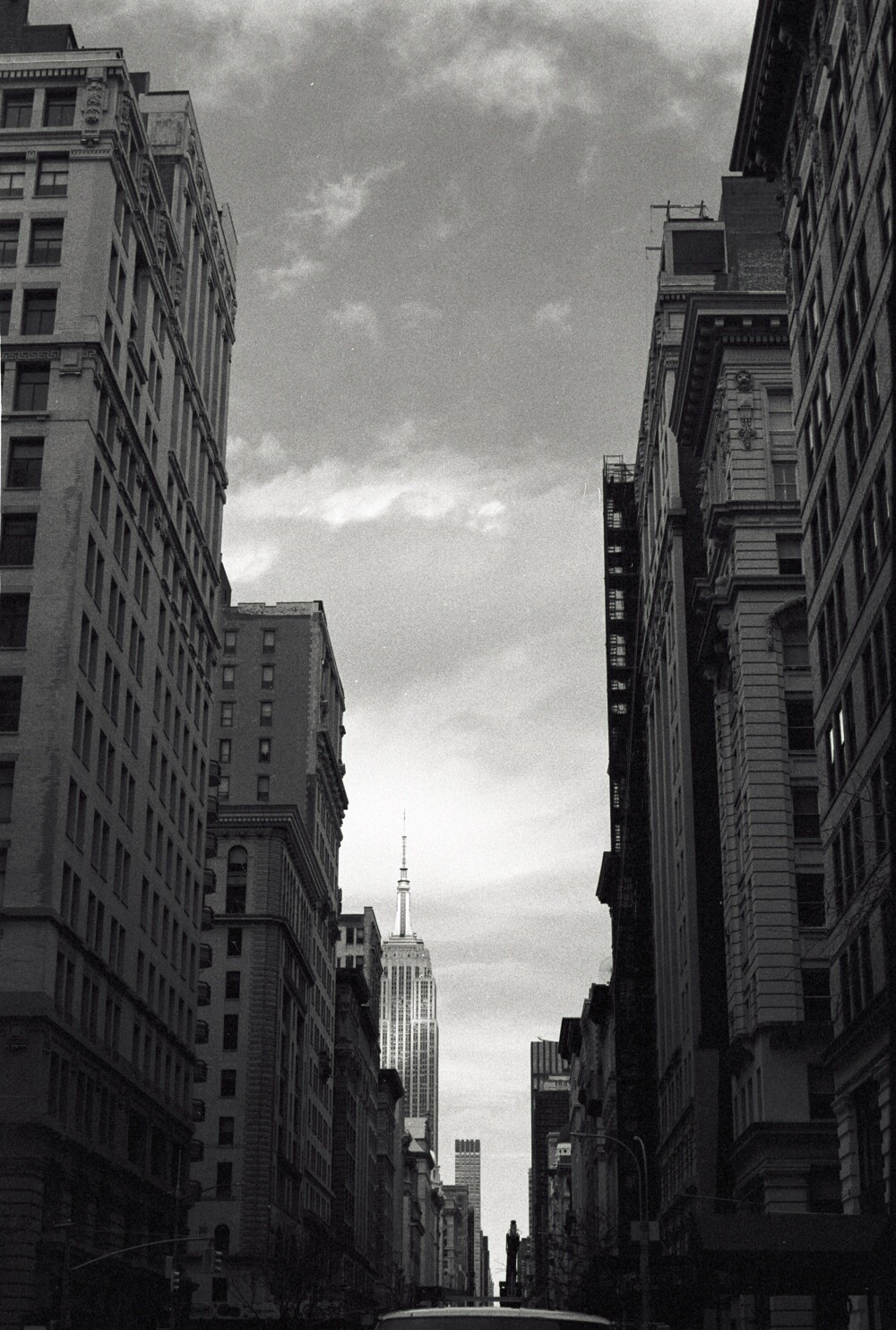 Empire State Building, Canon FTb, Canon FD 50mm f1.8, Ilford HP5.