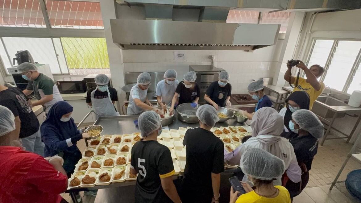 Preparing food for underprivileged communities