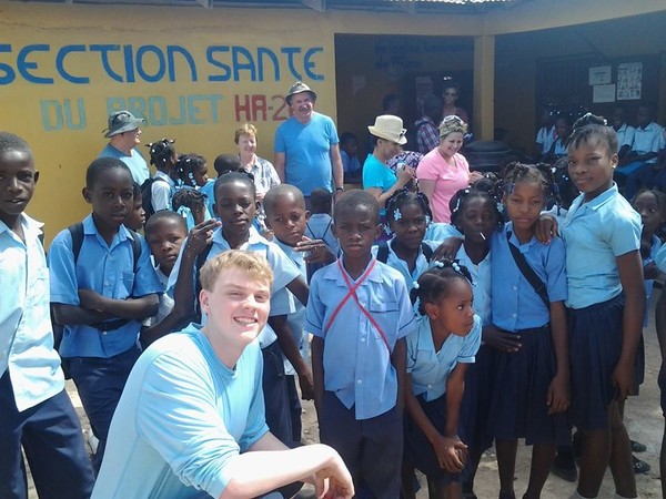 Kevin and the Haitian school children