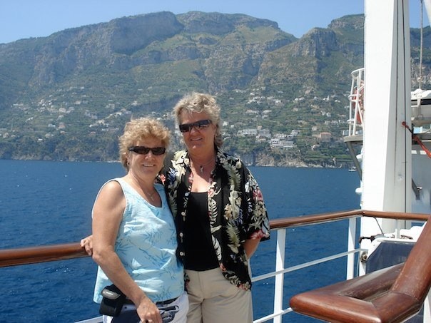 Olivia cruise (Barcelona to Roma, 2006) sailing the Windstar to the Island of Capri and Positano