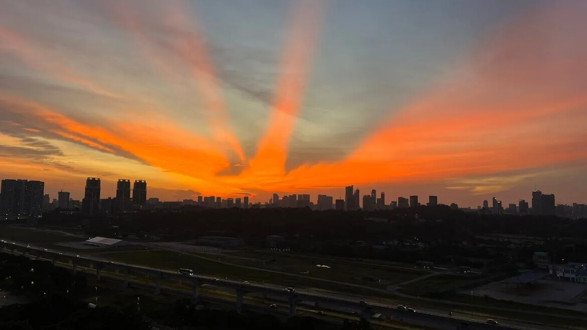 Dragon energy activated as reflected from the sky