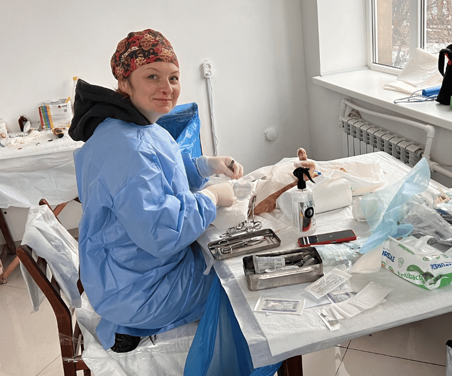 UWARF veterinarian performs a sterilization procedure on a cat in a Kharkiv clinic in December 2022.