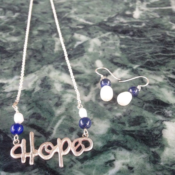 Hope earrings & necklace set